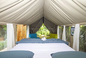Libelula Lounge & Lodgings