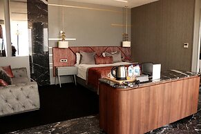 B&C Hotel