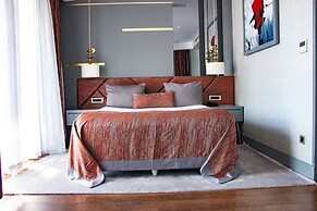B&C Hotel