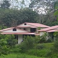 Los Susurros Casa