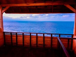 Malibu Huts