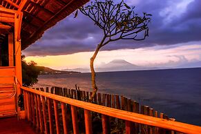 Malibu Huts