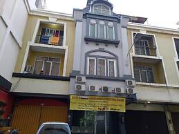 Hotel Syariah Mama Cengkareng