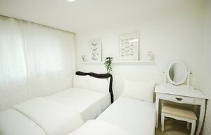 Jin Cozy House