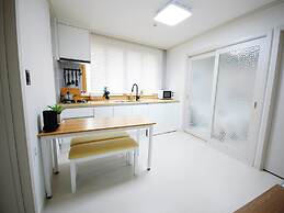 Jin Cozy House