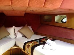Dream House Boat