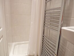 Apollo Guest House
