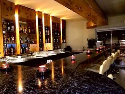 Ivory Serenity Hotel