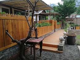 B&B  under  GreatWall