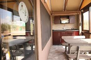 Manong Game Lodge