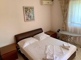 Anxhelo Apartments