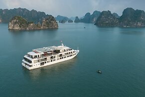Athena Royal Cruise