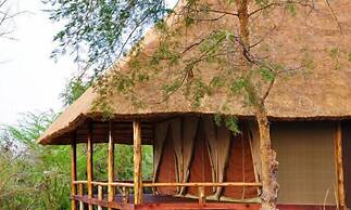 Kabalega Wilderness Lodge