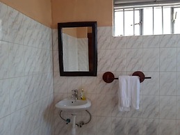 Rafiki Lodge Sipi