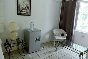 Pineapple Suites