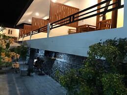 DeRose Guest House Canggu Bali