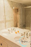 APARTAMENTOS PUERTO MARINA DEL ESTE
