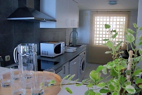APARTAMENTOS PUERTO MARINA DEL ESTE