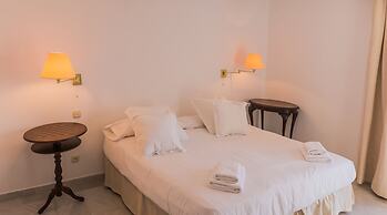 APARTAMENTOS PUERTO MARINA DEL ESTE