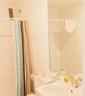 APARTAMENTOS PUERTO MARINA DEL ESTE
