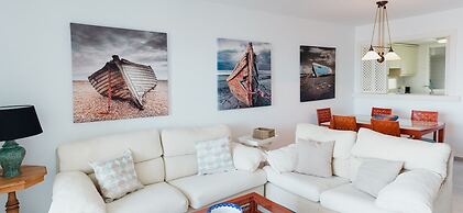 APARTAMENTOS PUERTO MARINA DEL ESTE