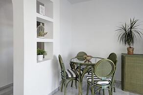APARTAMENTOS PUERTO MARINA DEL ESTE