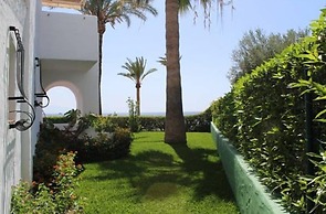 APARTAMENTOS PUERTO MARINA DEL ESTE