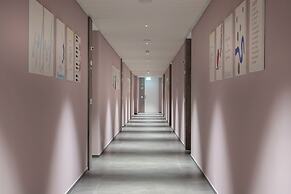 Youmami Lifestyle Suite Hotel