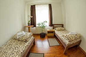 Grand Hostel