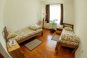 Grand Hostel