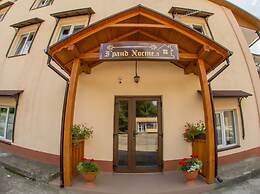 Grand Hostel