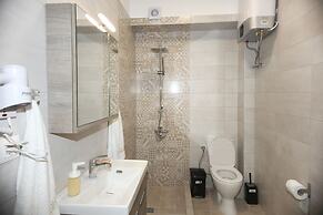 G&M Luxury Studios