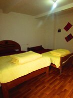 The Grasshopper Hostels AV Alta