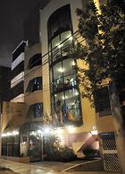 Hotel Solís Dies