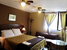Hotel Solís Dies