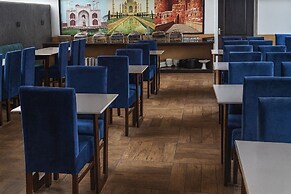 HOTEL TEN SQUARE - 5 Minutes from The Taj Mahal