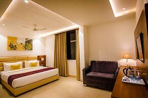 HOTEL TEN SQUARE - 5 Minutes from The Taj Mahal
