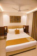 HOTEL TEN SQUARE - 5 Minutes from The Taj Mahal