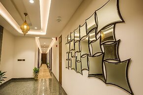 HOTEL TEN SQUARE - 5 Minutes from The Taj Mahal