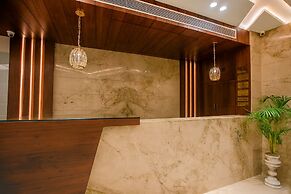 HOTEL TEN SQUARE - 5 Minutes from The Taj Mahal