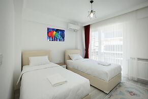Golden Star Suites
