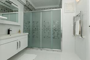 Golden Star Suites