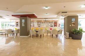 Madara Park Hotel
