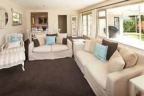 Pinot Cottage