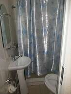 Kuze Hotel