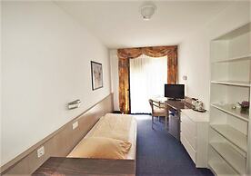 Hotel Alena