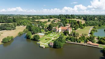 Domaine des Etangs, Auberge Collection