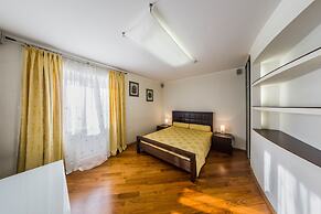Riverside Spa Apartments