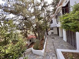 Poed Residences