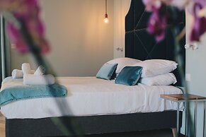 Sally Port Suites